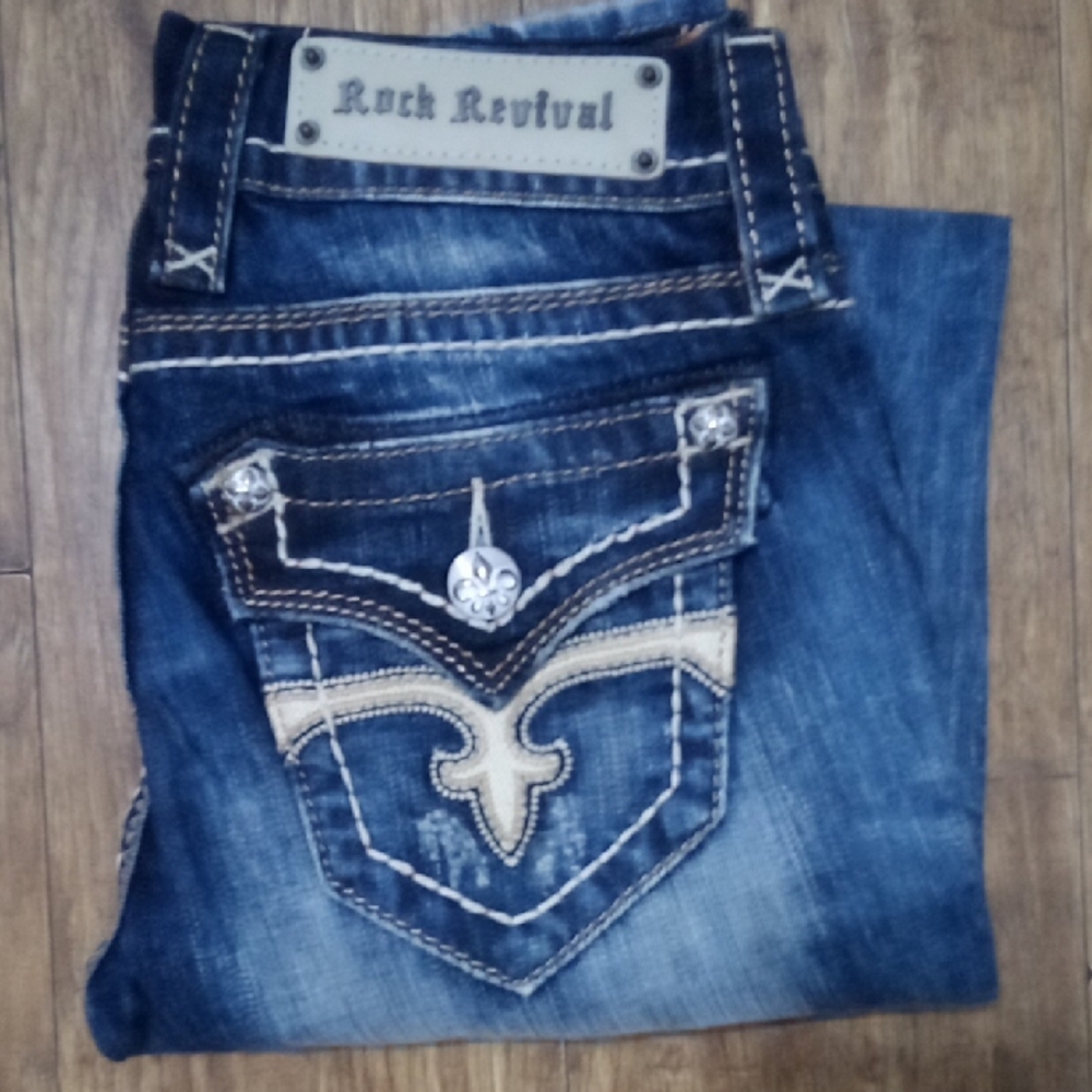 Rock Revival NWOT Women's 26 Straight Leah Embroidered Flap Pockets